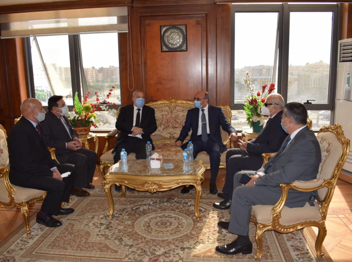 بالصور ...إفتتاح مكتب الشهر العقارى بمقر هيئة النيابة الإدارية 