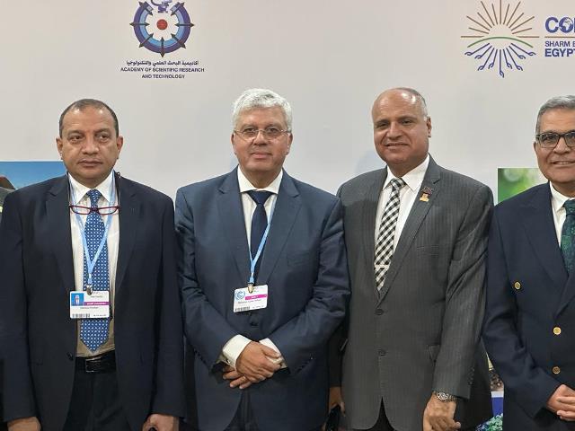 رئيس جامعة مدينة السادات يلتقى وزير التعليم العالى والبحث العلمى 