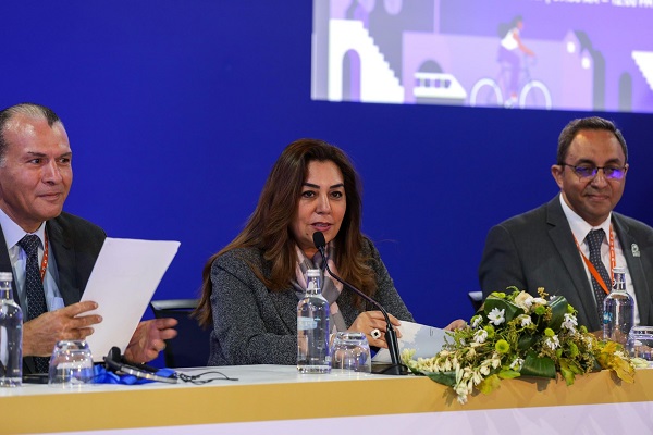 الدكتورة منال عوض