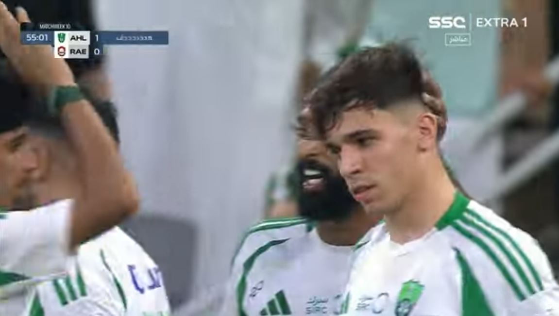 الأهلي و الرائد