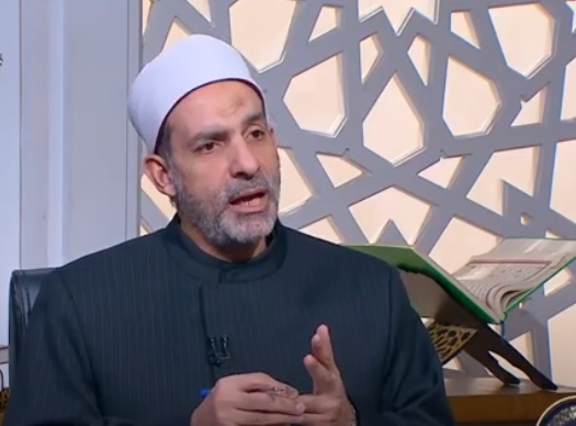 الدكتور علي فخر أمين الفتوى بدار الإفتاء المصرية