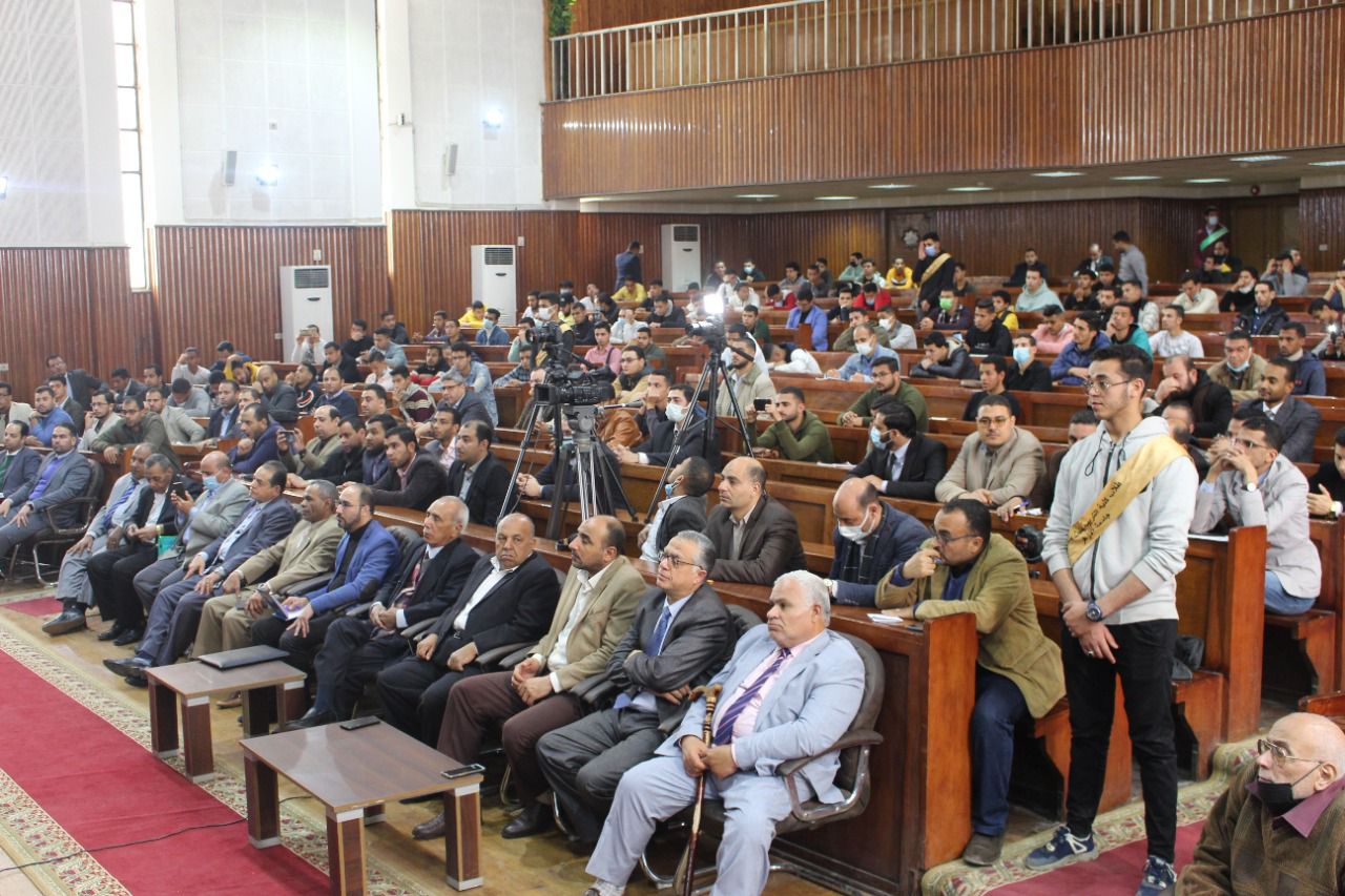 مفتي الجمهورية لأبطال القوات المسلحة: تقدِّمون أرواحكم الطاهرة دفاعًا عن تراب الوطن