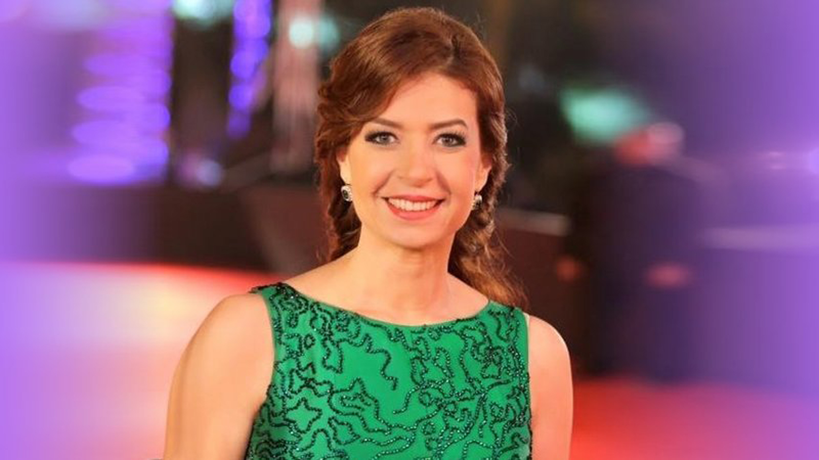 الفنانة منال سلامة