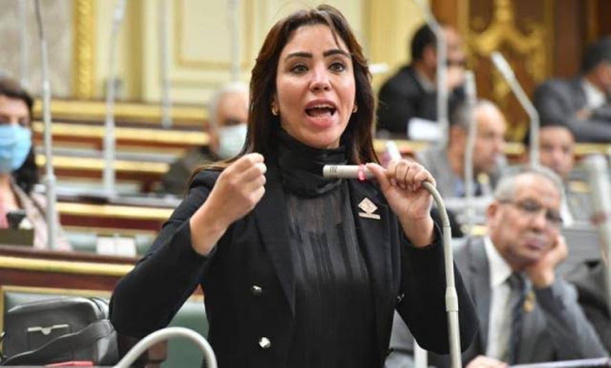 الدكتورة غادة علي