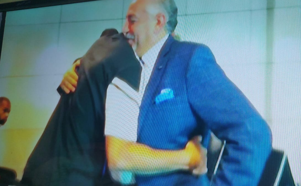 اللجنة المنظمة لمباراة الأهلي والزمالك تكرم الراحل العامري فاروق