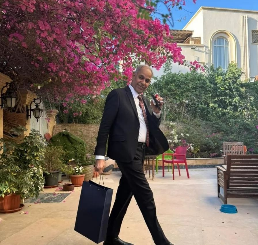 "فى حتة لوحدى".. محمود البزاوى يداعب متابعيه أحدث ظهور 