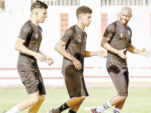 عواد.. ضمن مكانه في تشكيل الزمالك للقمة