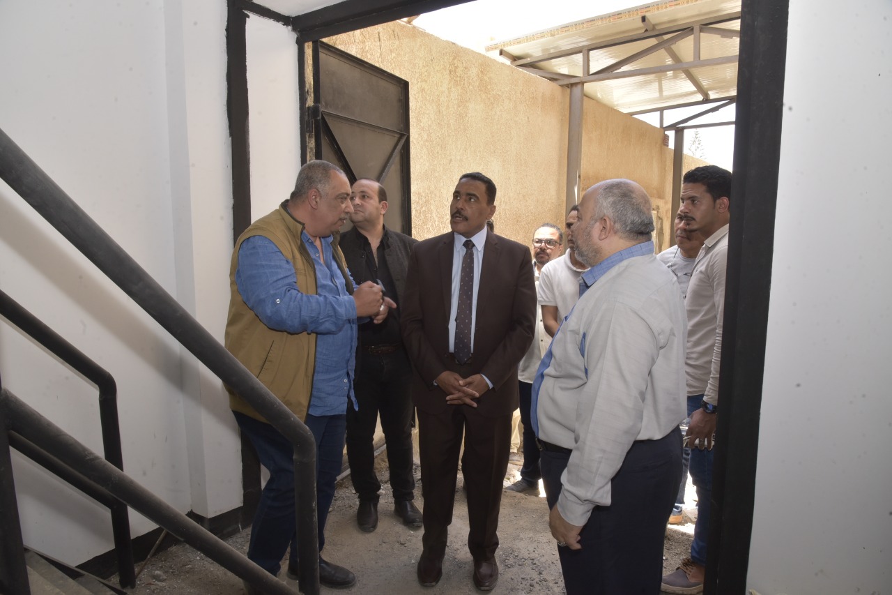 محافظ مطروح يتققد أعمال تطوير قصر ثقافة مطروح