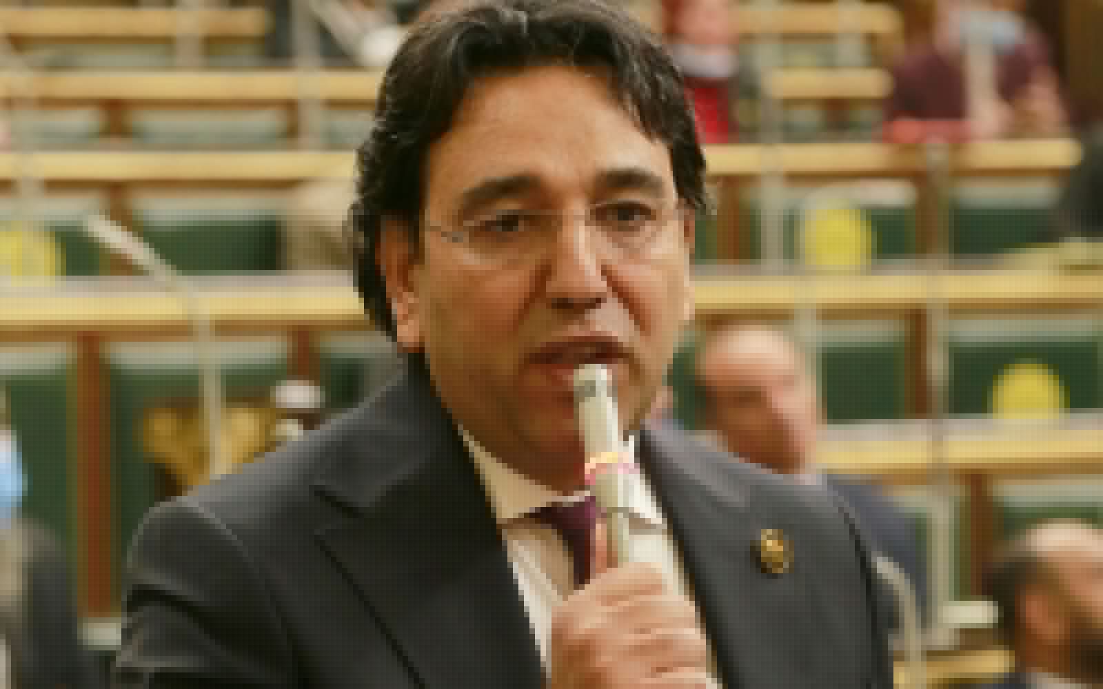 الدكتور أيمن محسب