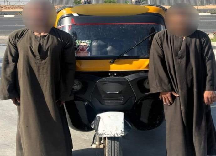 المتهمان والمضبوطات 