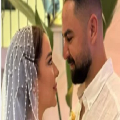 أسما شريف منير وزوجها 