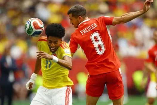منتخب كولومبيا ضد سويسرا