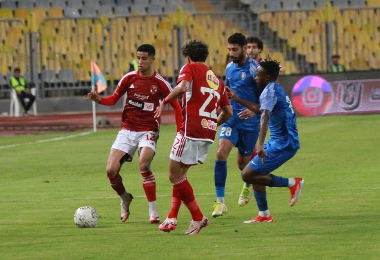 الأهلي وسموحة فى ليلة التتويج