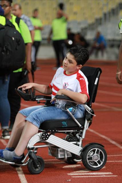  عشاق الزمالك فى انتظار التتويج باللقب الغالى .. صور 