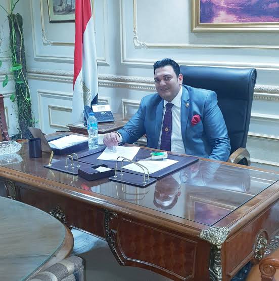 بدراوي يكشف تفاصيل حريق فيلا والد الفنان ايهاب توفيق
