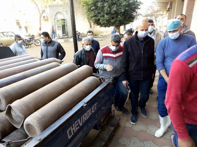 محافظ الشرقية يقرر: تشكيل لجنة لمعاينة خزانات الاكسجين بالمستشفيات
