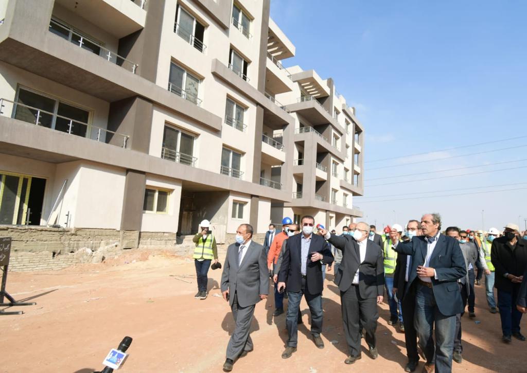 رئيس جامعة القاهرة: أنجزنا في 3 سنوات مدينة كاملة 425 عمارة.. خمسة آلاف شقة