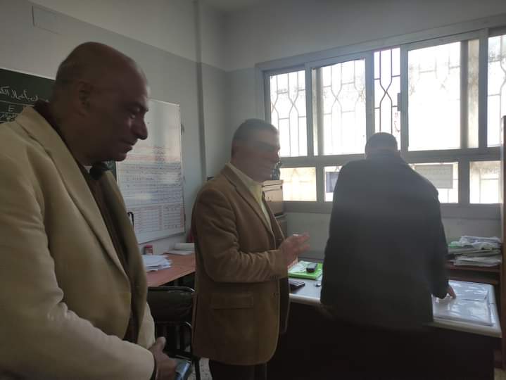 سعيد ندا يتفقد مدارس إدارة العبور التعليمية.. صور