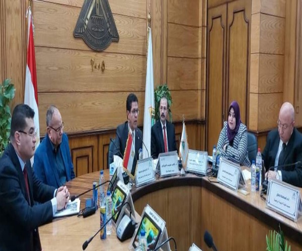 الجيزاوى: جامعة بنها حريصة على تحقيق أهداف التنمية المستدامة الـ 17
