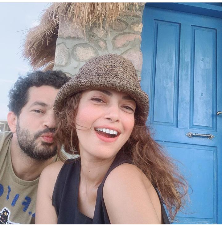 داليا مصطفى وزوجها شريف سلامة