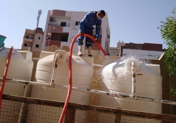  مياه البحر الأحمر تعلن بدء حملة تطهير خزانات المدارس.. بالصور