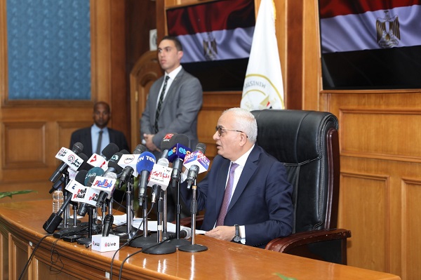 الدكتور رضا حجازى