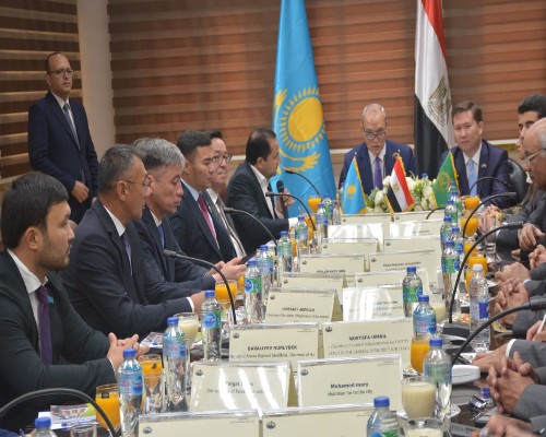 محافظ القليوبية  عبد الحميد الهجان   سفير جمهورية كازاخستان بالقاهرة