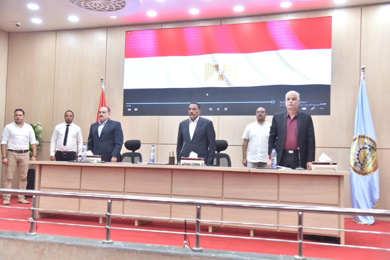 محافظ مطروح يعقد المجلس التنفيذى لمحافظة مطروح 