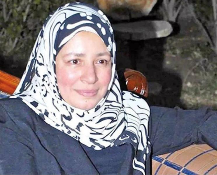 النجمة عبلة كامل