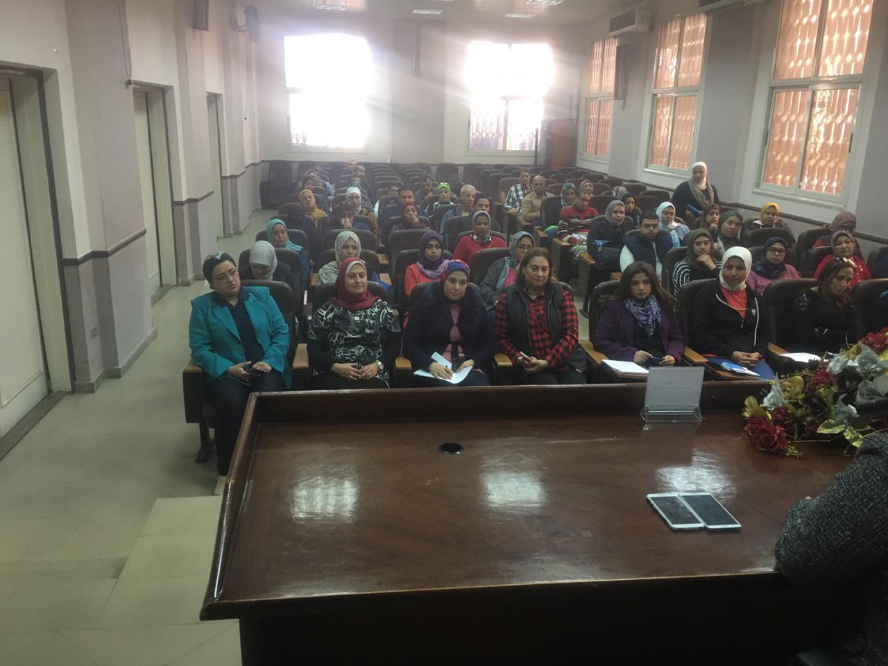 معايير الكتابه الصحفية .. دورة بمديرية الشباب والرياضة بالإسكندرية