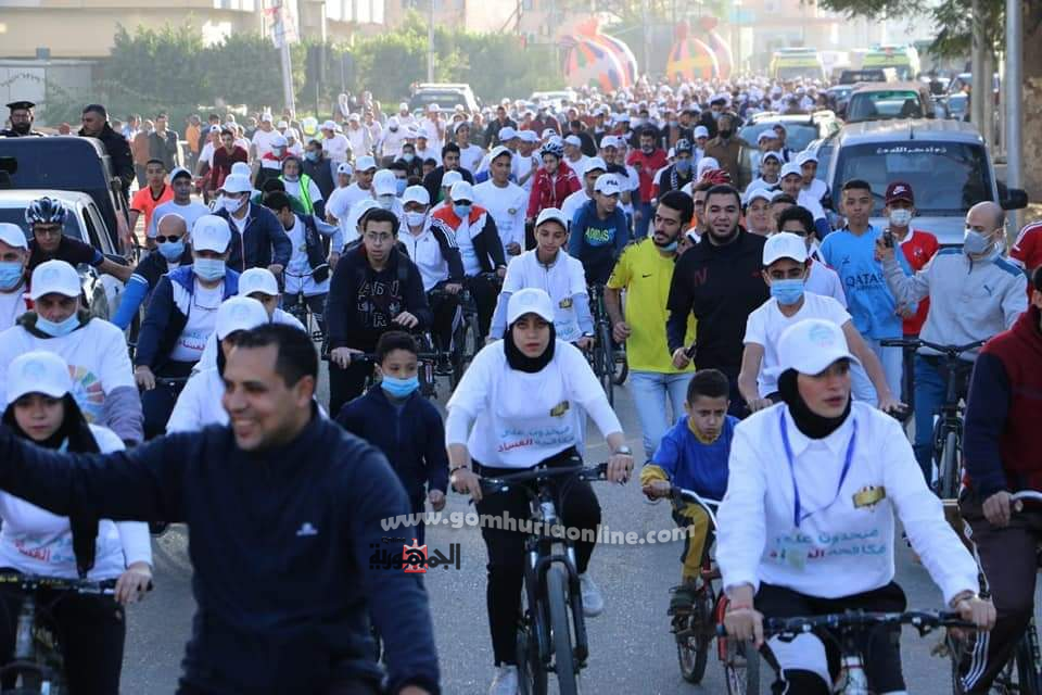 محافظ الشرقية يُشارك في إنطلاق فاعليات الماراثون القومي للجري والدراجات من أمام هيئة الرقابة الإدارية بالزقازيق 