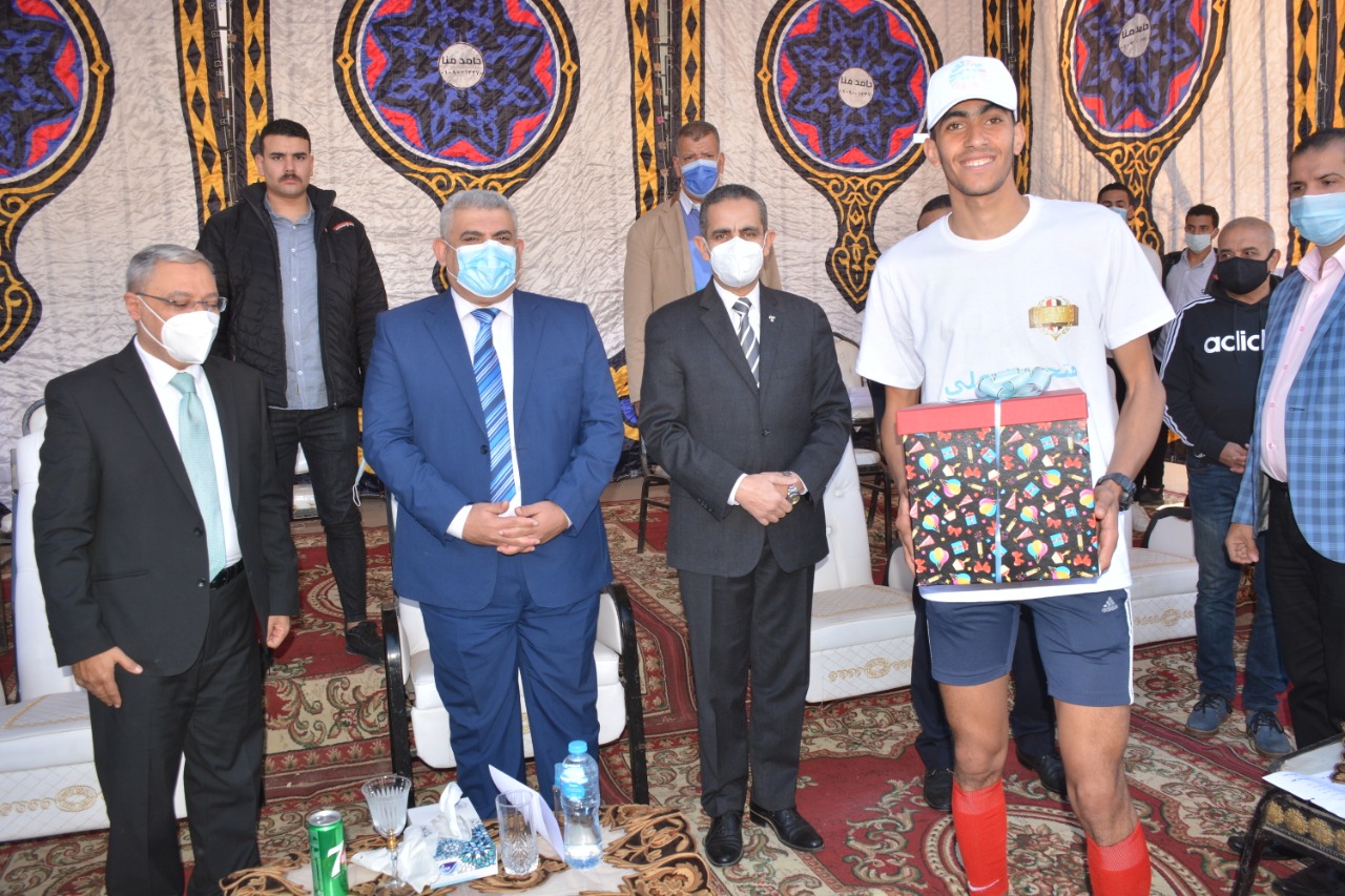 محافظ الغربية ورئيس الجامعة يشهدان احتفالية الرقابة الإدارية لمكافحة الفساد 