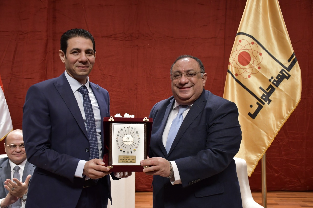 بالصور.. احتفالية اليوم العالمي لمكافحة الفساد بجامعة حلوان بحضور ممثلي هيئة الرقابة الإدارية 