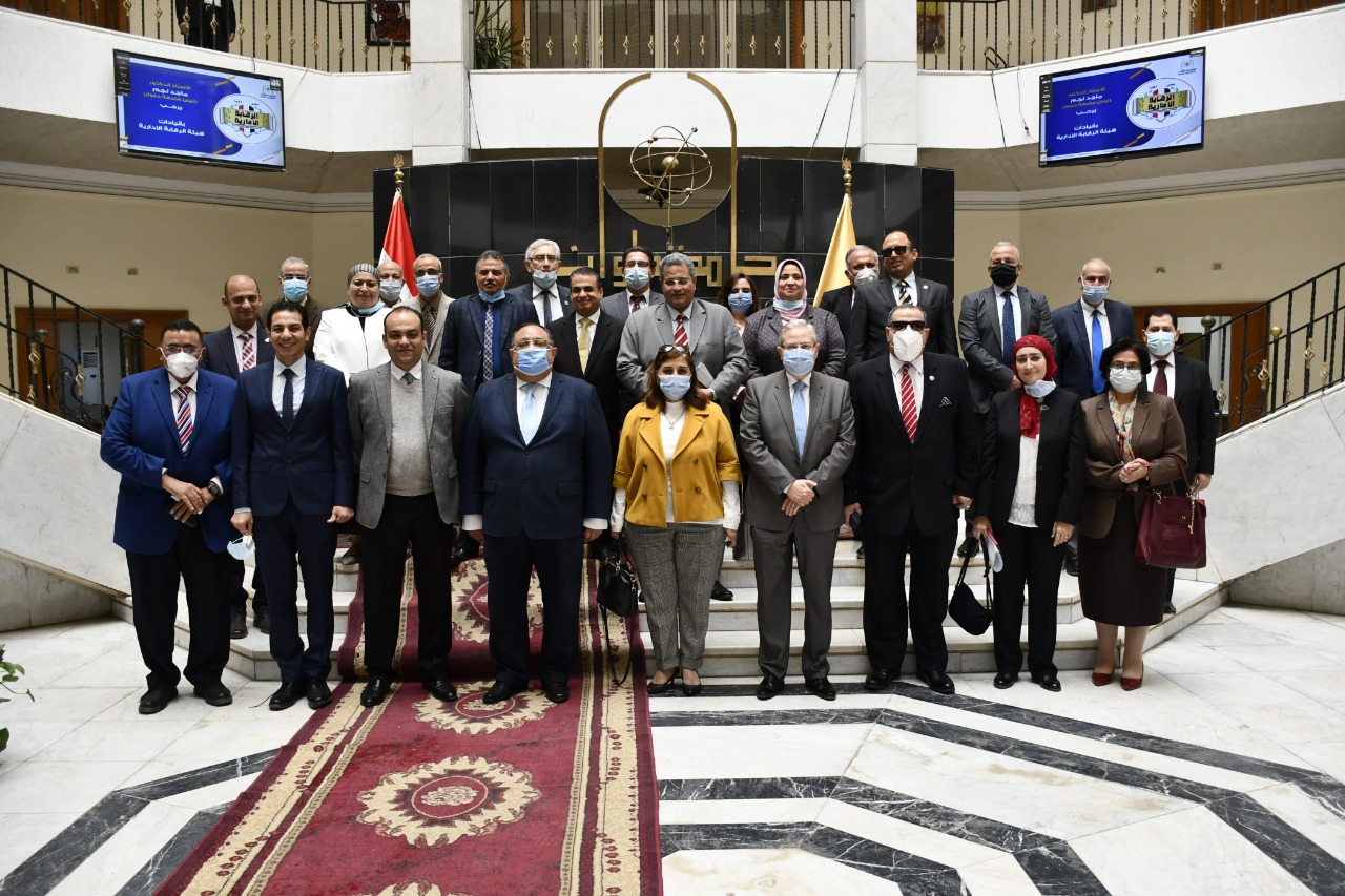 بالصور.. احتفالية اليوم العالمي لمكافحة الفساد بجامعة حلوان بحضور ممثلي هيئة الرقابة الإدارية 