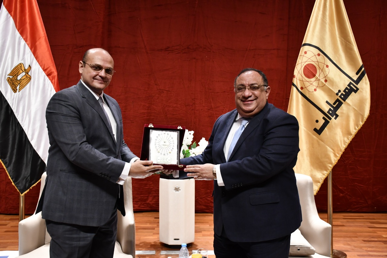 بالصور.. احتفالية اليوم العالمي لمكافحة الفساد بجامعة حلوان بحضور ممثلي هيئة الرقابة الإدارية 