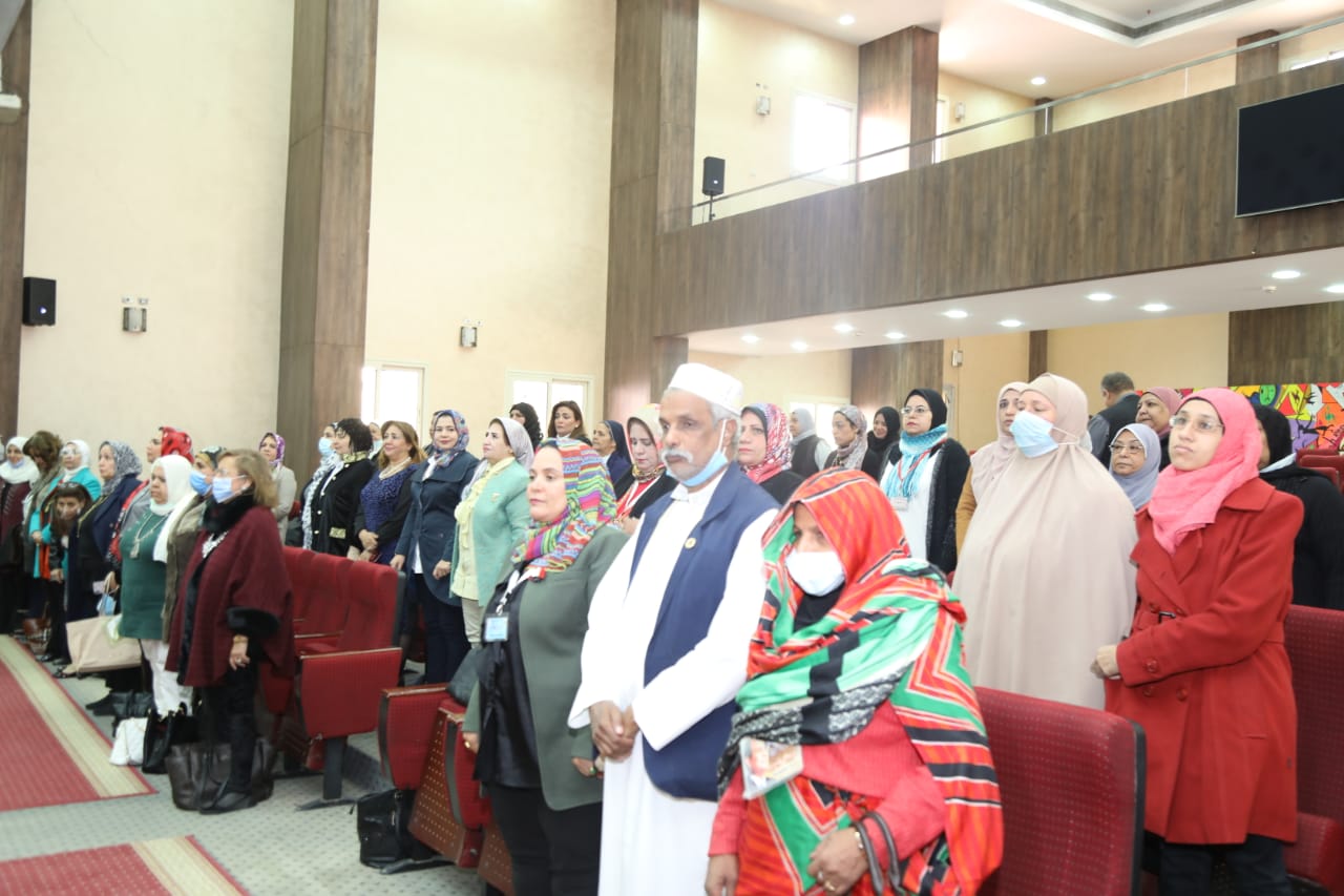 سهام جبريل تشيد بجهود الدولة فى مناهضة العنف ضد المرأة