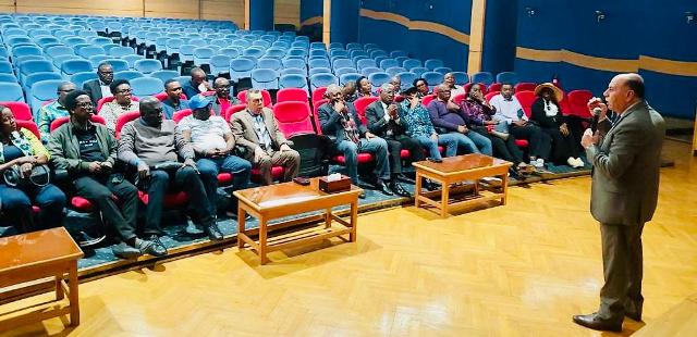 جمال الدين يستقبل وفد هيئة موانئ ومرافئ غانا (GPHA) 