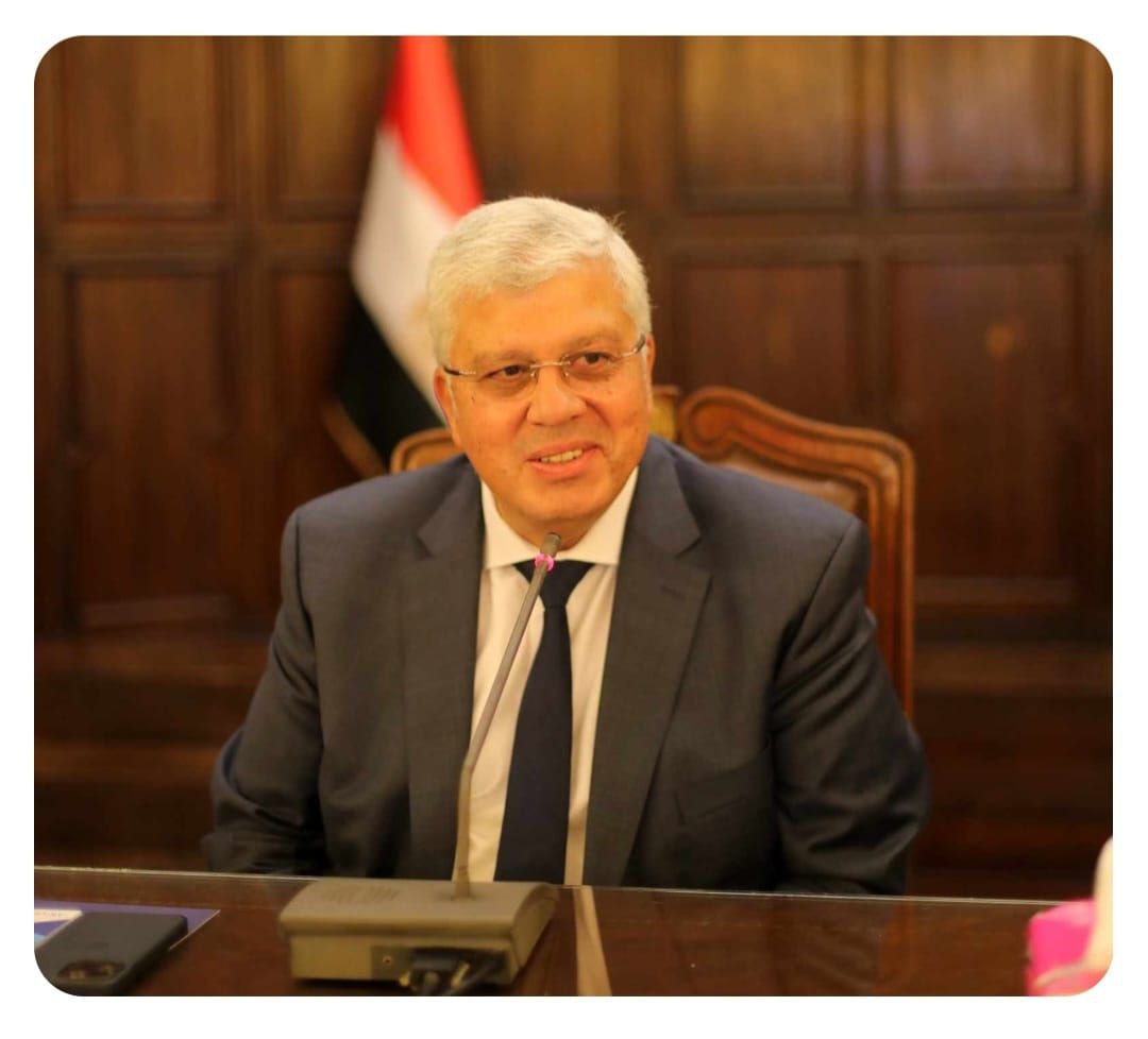 الدكتور أيمن عاشور وزير التعليم العالي