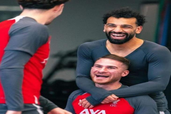 صلاح وماك أليستر