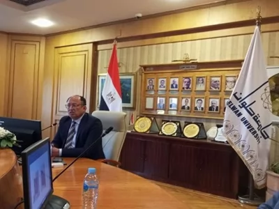  الدكتور السيد قنديل رئيس جامعة العاصمة