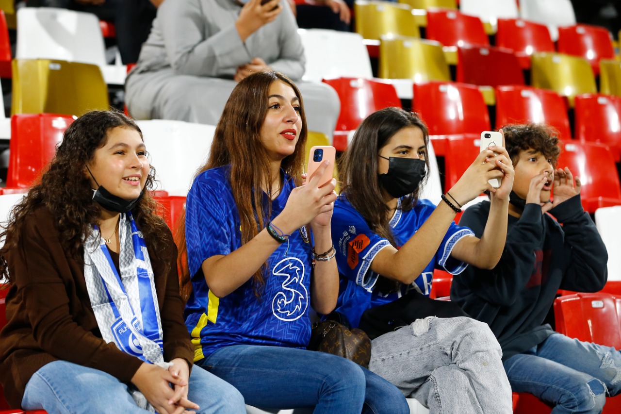جماهير الهلال وتشيلسى تملأ ستاد محمد بن زايد بالامارات.. صور