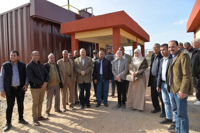 محافظ أسيوط يتفقد أعمال تنفيذ محطة معالجة صرف صحي بالبدارى 