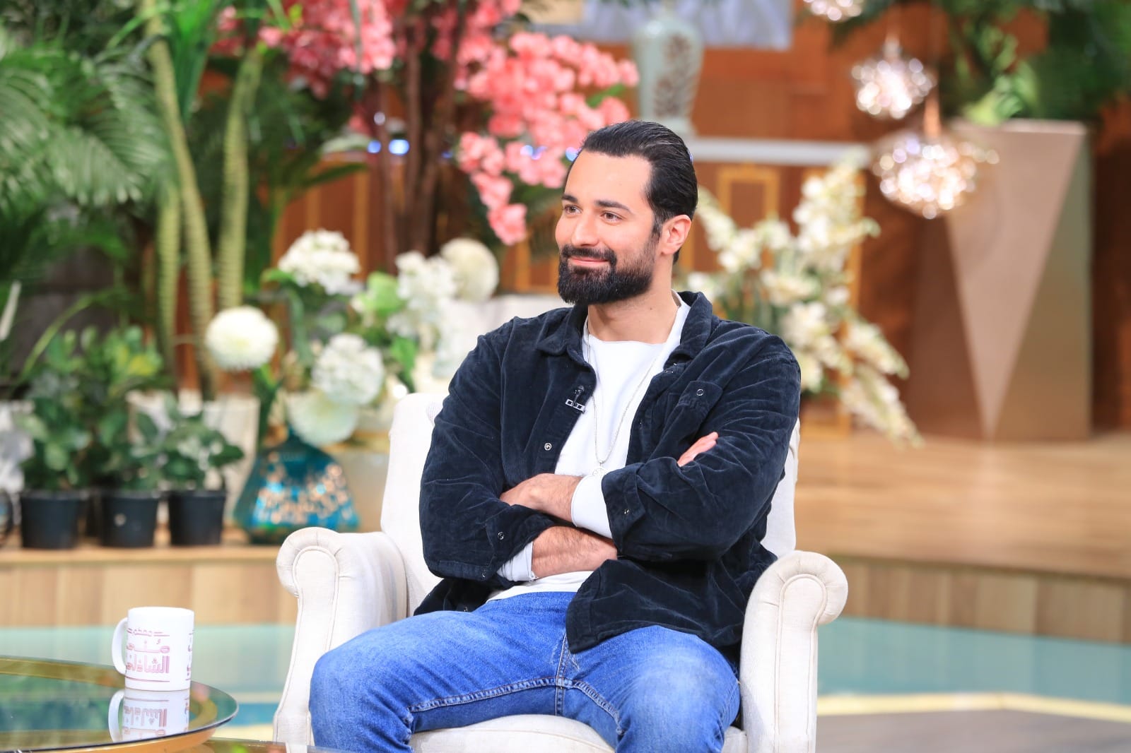 الفنان أحمد حاتم
