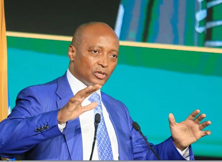 باتريس موتسيبي رئيس الاتحاد الأفريقي لكرة القدم 