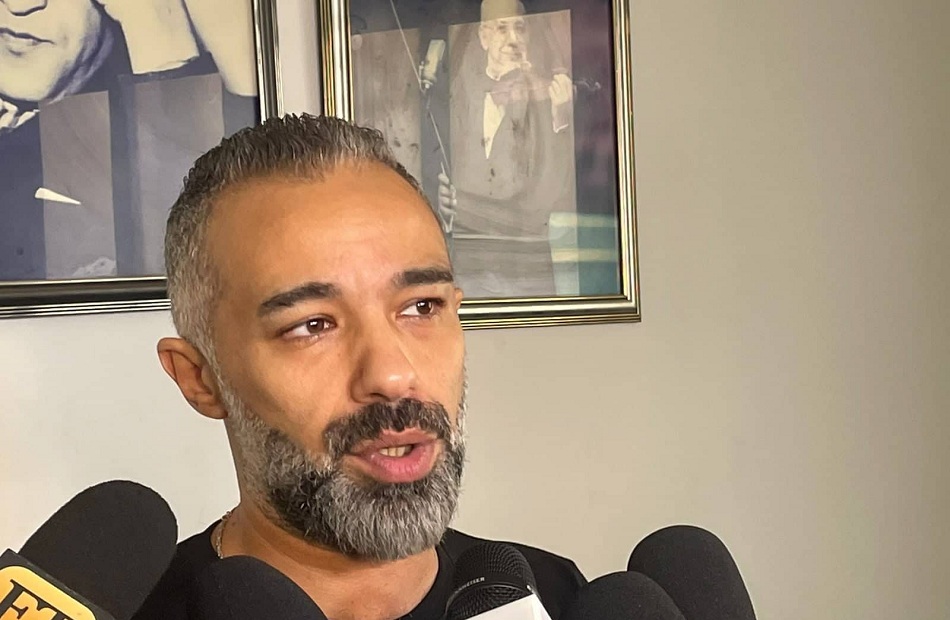 المايسترو مصطفى حلمى