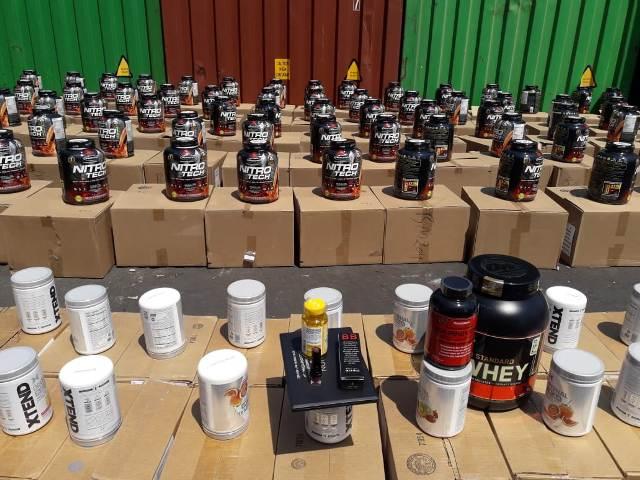 جزء من المضبوطات.