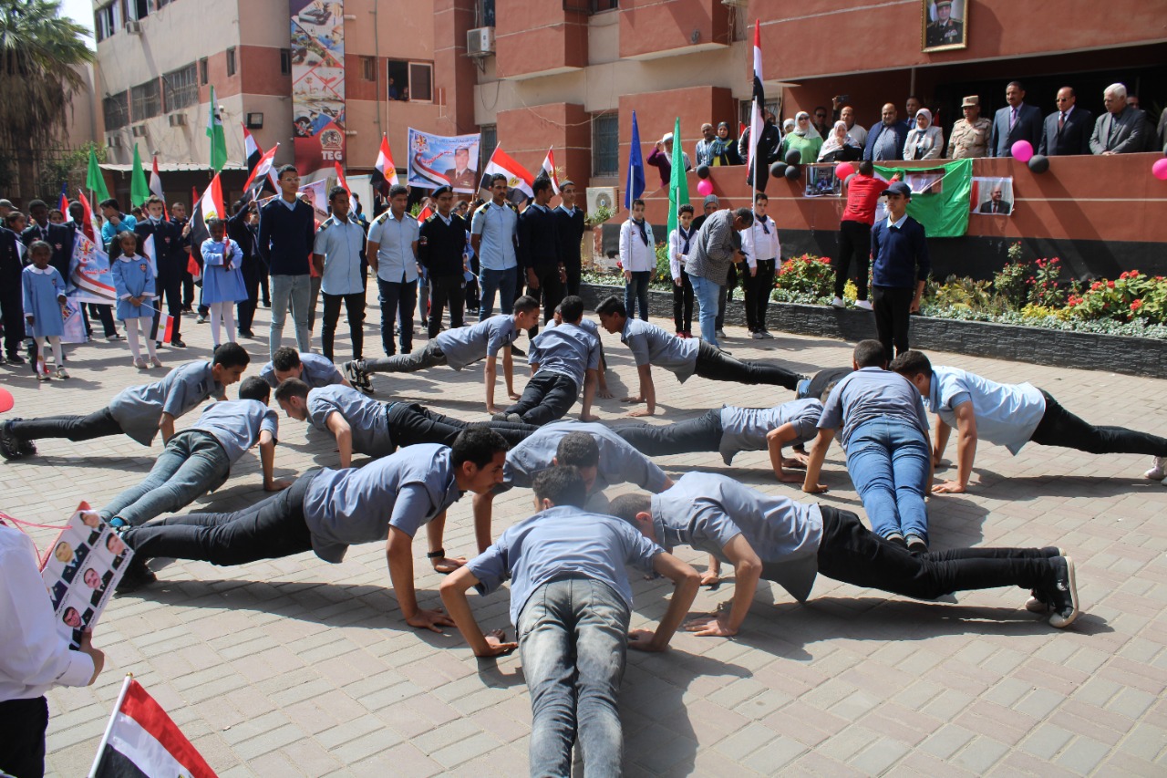 طلاب الجيزة احتفلوا بيوم الشهيد 