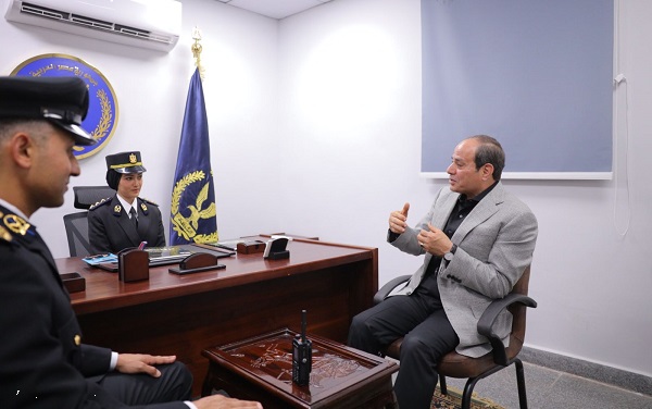 الرئيس السيسى فى زيارته المفاجئة