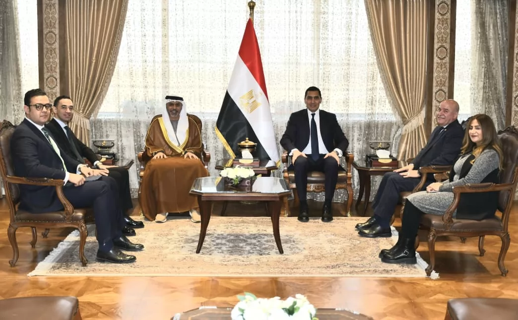 وزير الشباب يبحث تعزيز التعاون مع سفير دولة الإمارات 