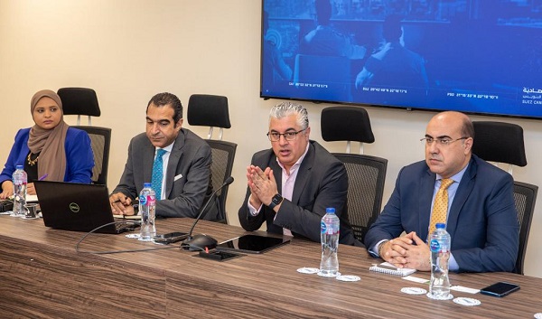 وليد جمال الدين مع ممثلى السفارة المجرية